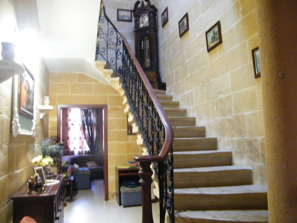 Apartmán Nocturne Family House Paola Exteriér fotografie