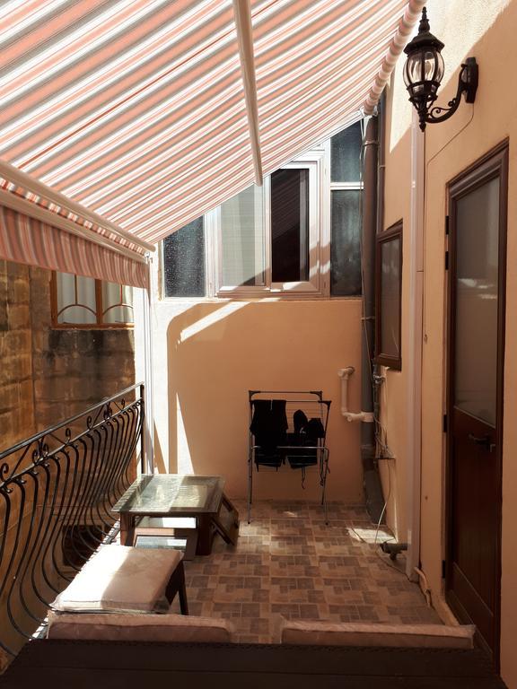 Apartmán Nocturne Family House Paola Exteriér fotografie